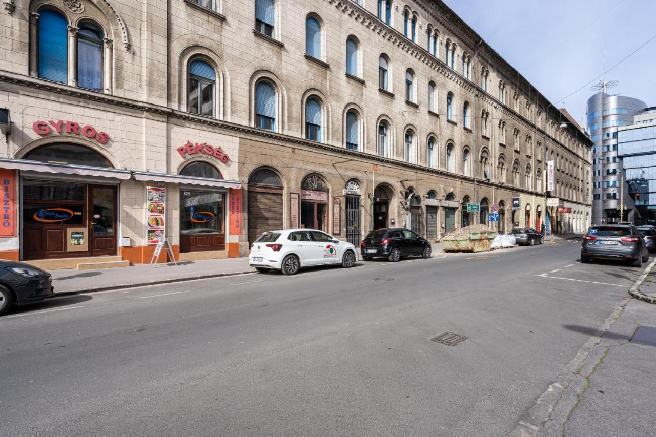 Life On The Blue Studio Budapest Exterior photo